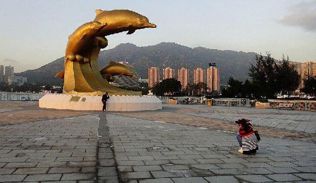 Gold Coast Dolphin Square in Hong Kong